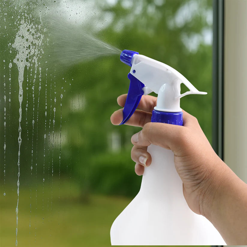 Multipurpose Plastic Trigger Spray Bottle (1 L) -Gardening